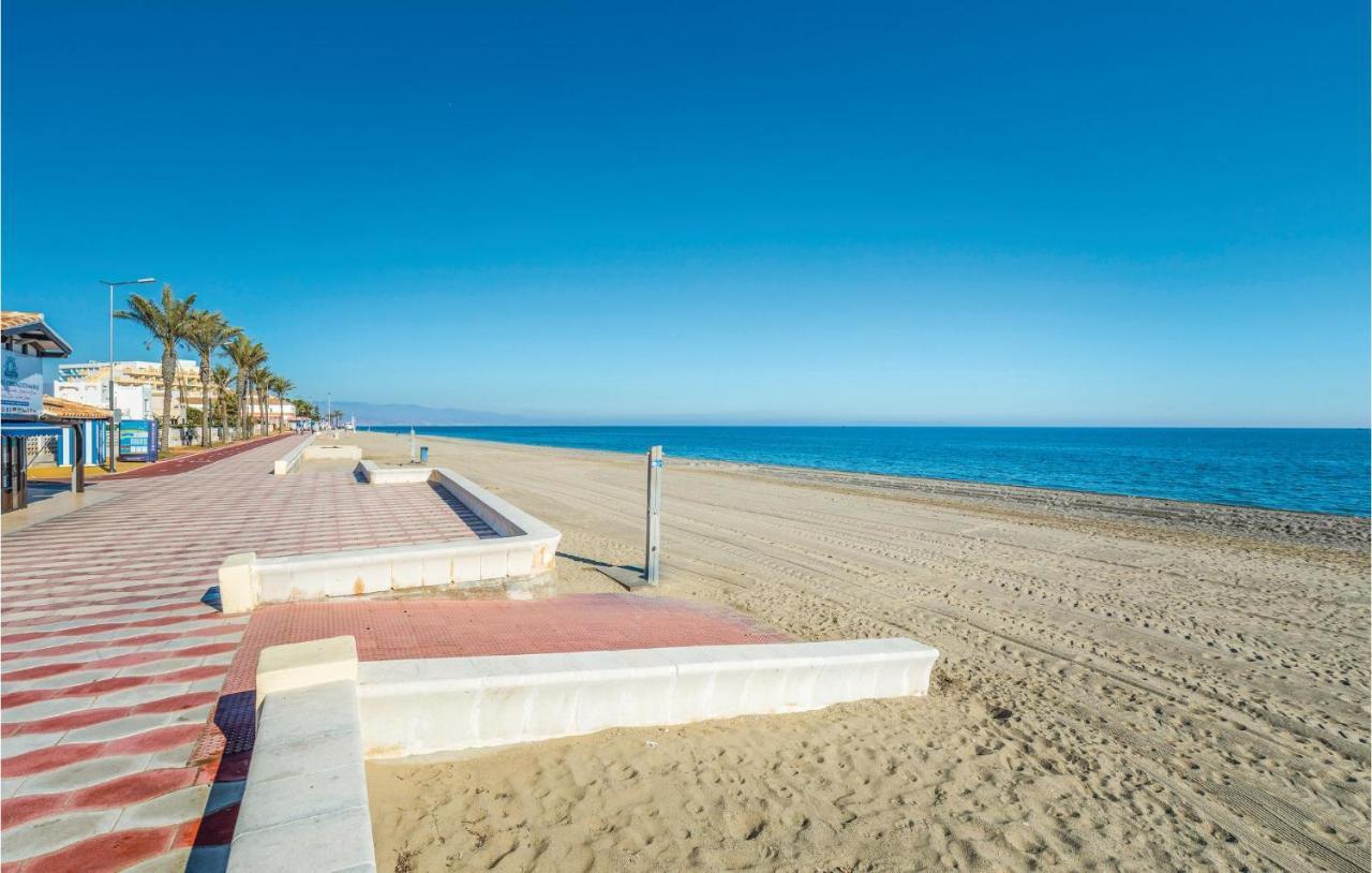 Amazing Apartment In Roquetas De Mar With 1 Bedrooms, Wifi And Outdoor Swimming Pool 외부 사진